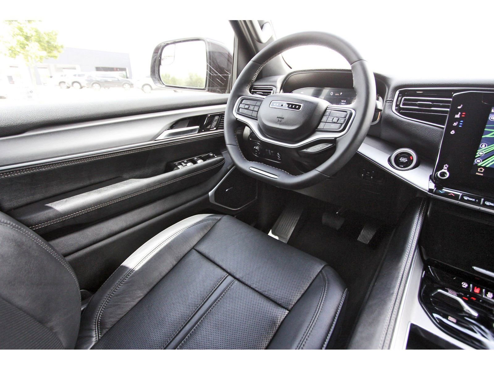 Used 2024 Jeep Wagoneer Series II image 11