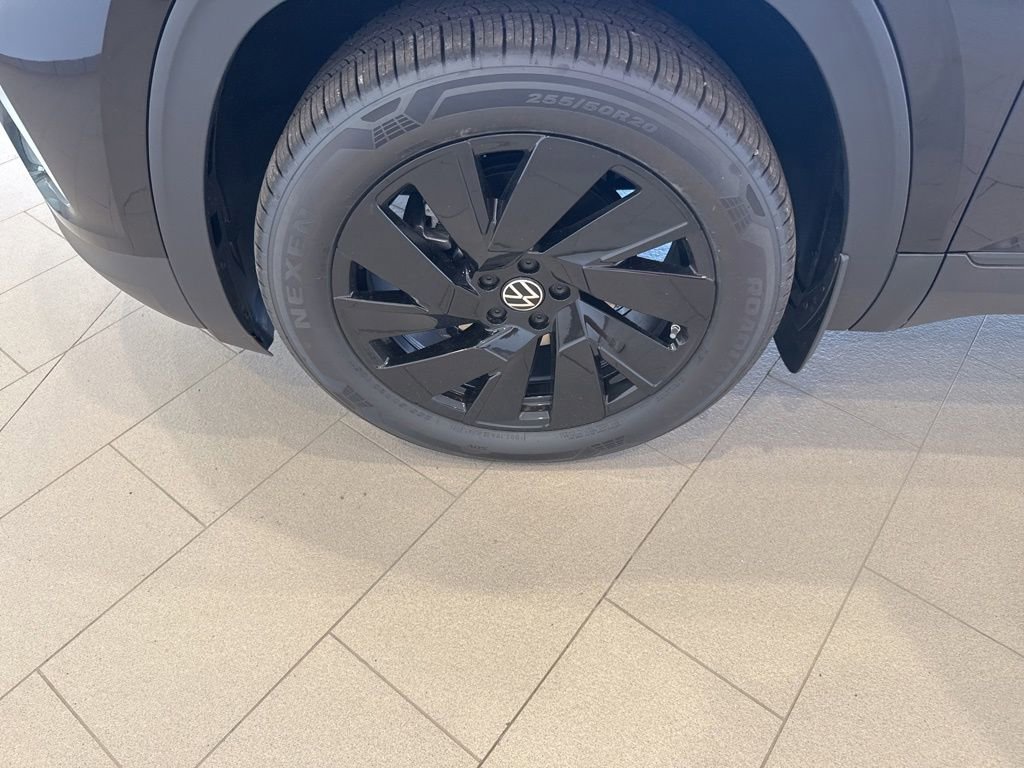 New 2026 Volkswagen Atlas SE image 9