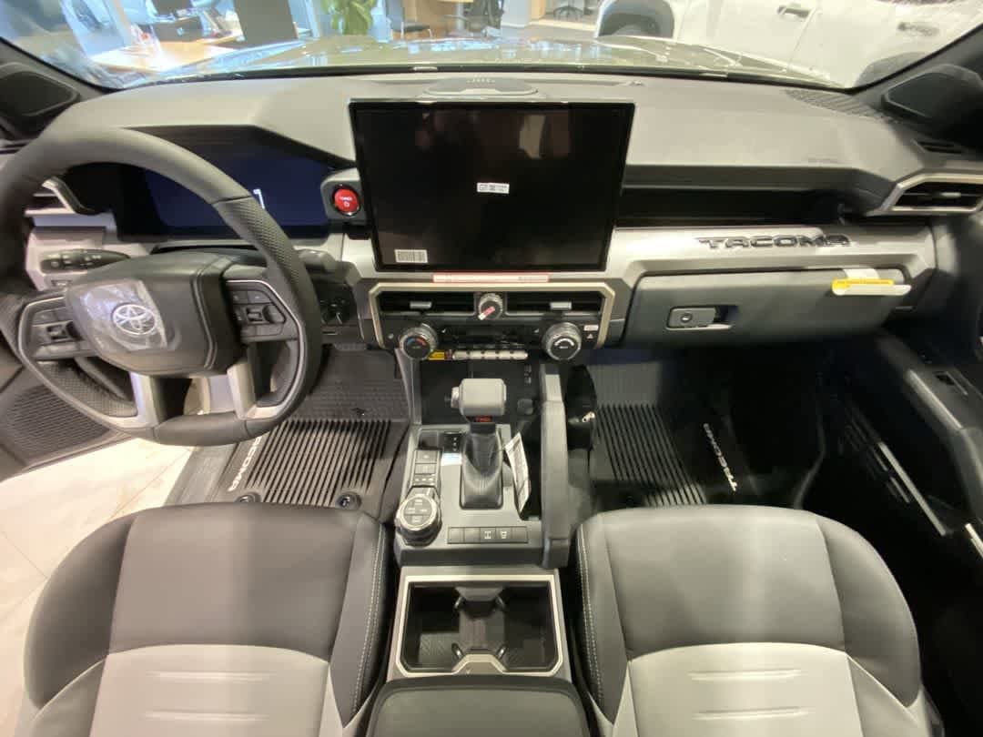 New 2026 Toyota Tacoma TRD Off-Road AWD/4WD image 19