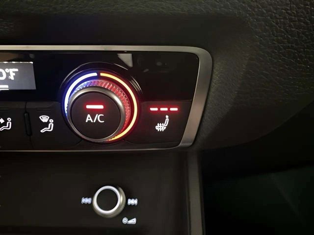 Used 2020 Audi Q3 2.0T Premium w/ Convenience Package image 47