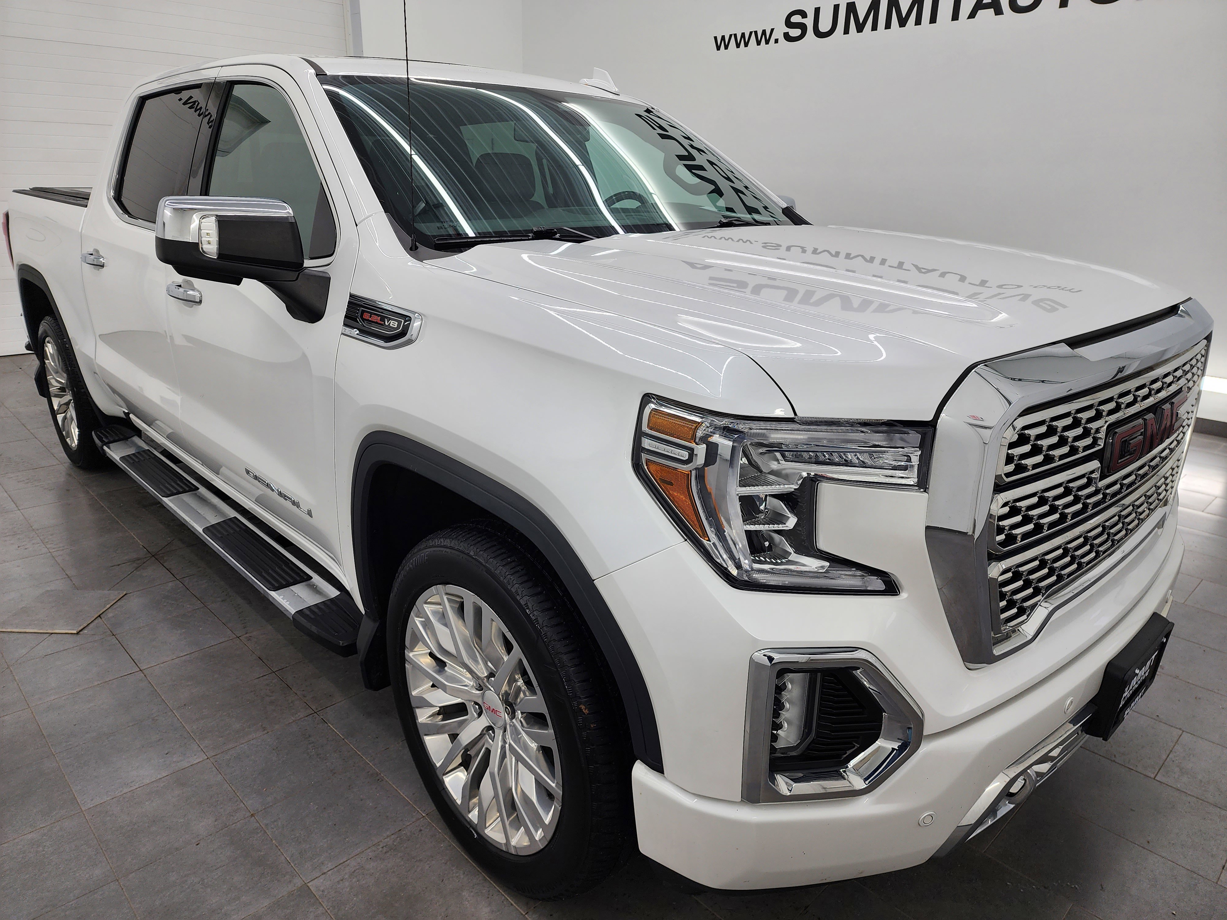 Used 2021 GMC Sierra 1500 Denali w/ Driver Alert Package II image 2