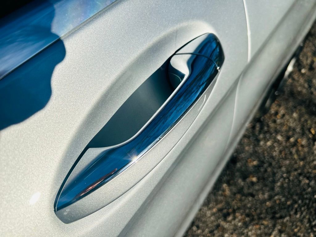 Used 2021 Mercedes-Benz GLC 300 image 10