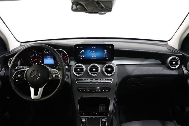 Used 2020 Mercedes-Benz GLC 300 4MATIC image 14