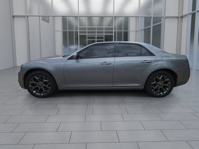 Used 2017 Chrysler 300 S AWD/4WD image 5