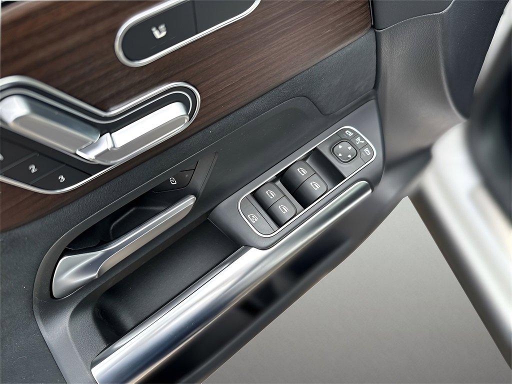 New 2026 Mercedes-Benz GLA 250 4MATIC image 13