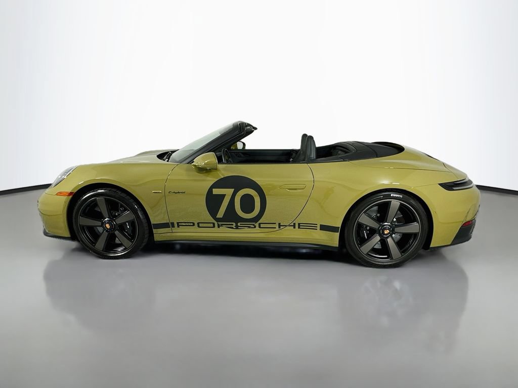 Certified 2026 Porsche 911 GTS RWD image 40