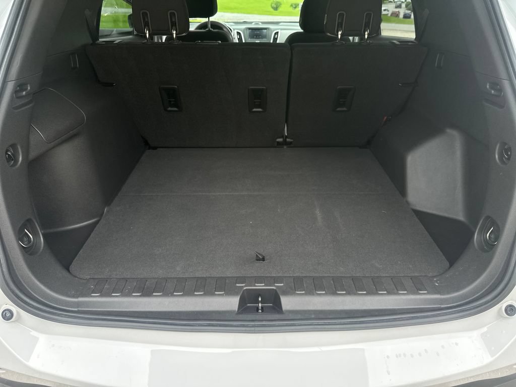 Used 2020 Chevrolet Equinox LS w/ LS Convenience Package AWD/4WD image 21