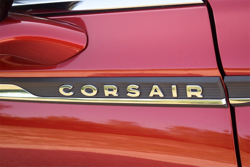 Used 2022 Lincoln Corsair AWD w/ Premium Package image 14