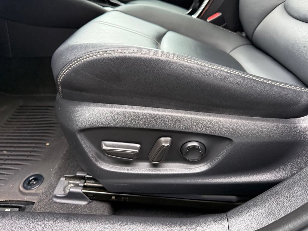 Certified 2021 Toyota Corolla XLE FWD image 15