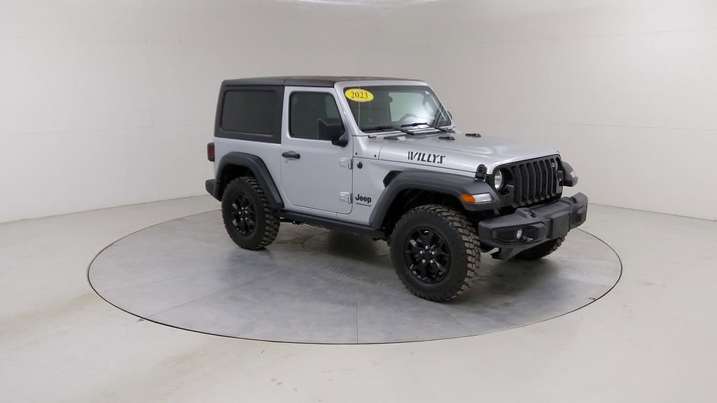 Used 2023 Jeep Wrangler Willys image 9