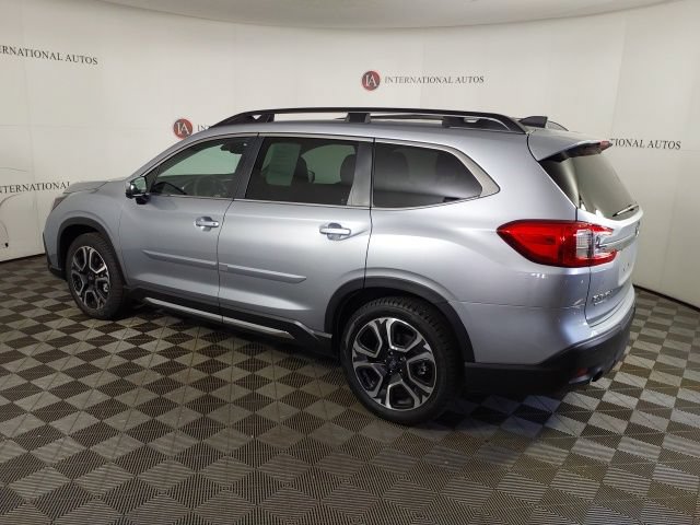 Certified 2023 Subaru Ascent Limited w/ Technology Package AWD/4WD image 7