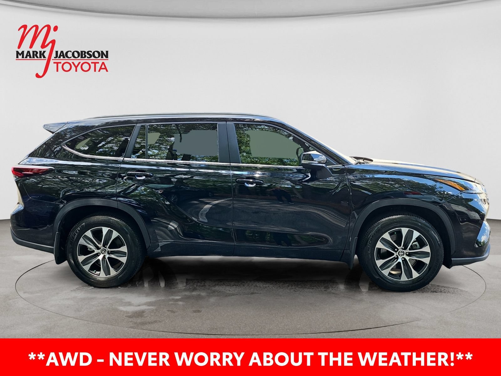 Used 2026 Toyota Highlander XLE AWD/4WD image 7