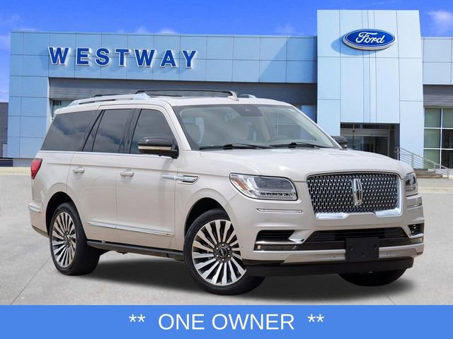 Used 2021 Lincoln Navigator Reserve w/ Luxury Package RWD image 1