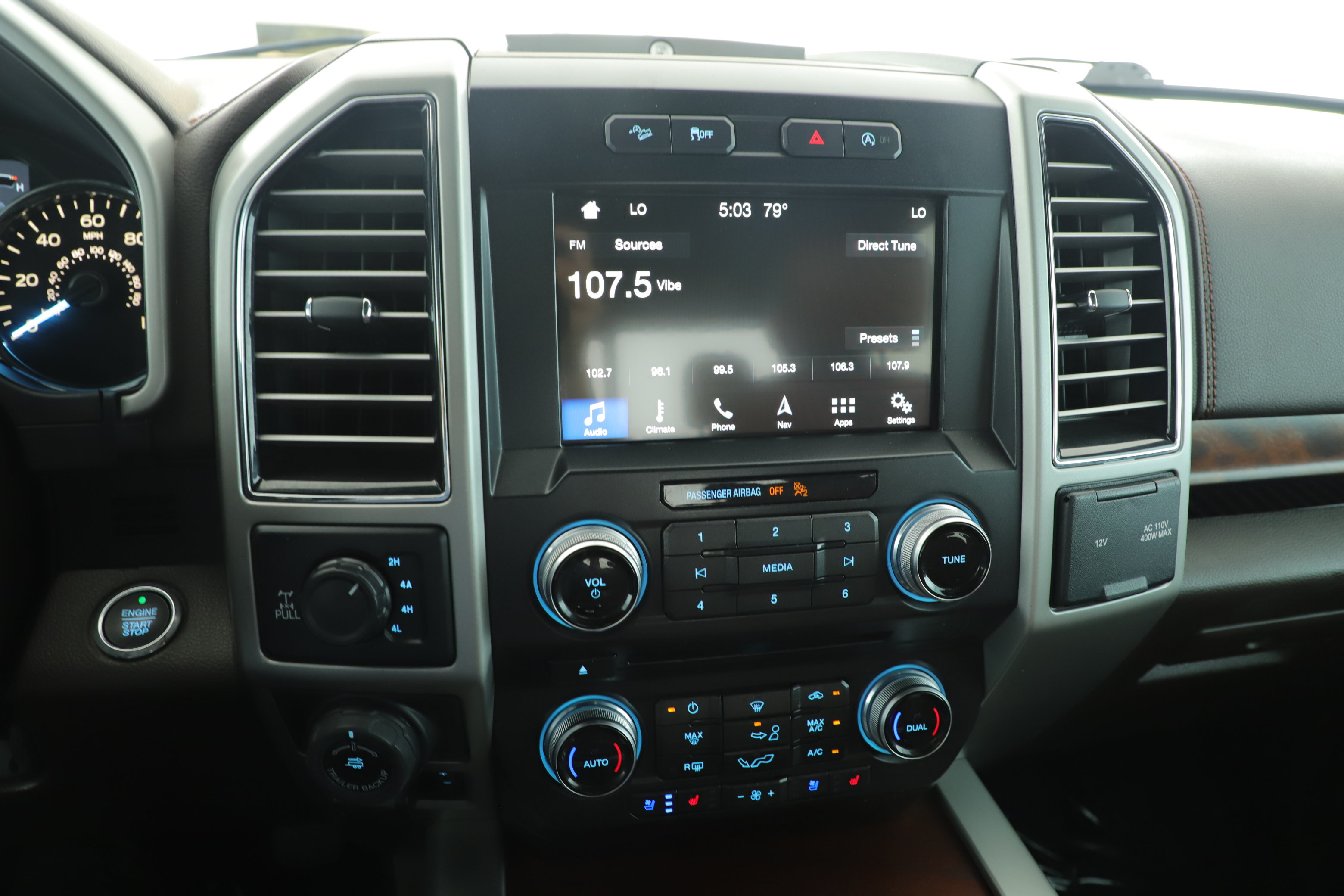Used 2018 Ford F150 King Ranch w/ Equipment Group 601A Luxury AWD/4WD image 20