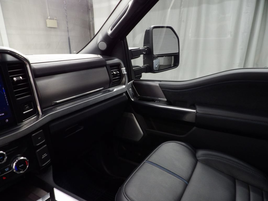 Used 2026 Ford F250 Platinum AWD/4WD image 31