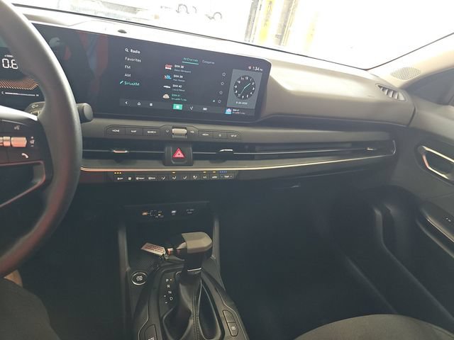 Used 2025 Kia K4 FWD image 8
