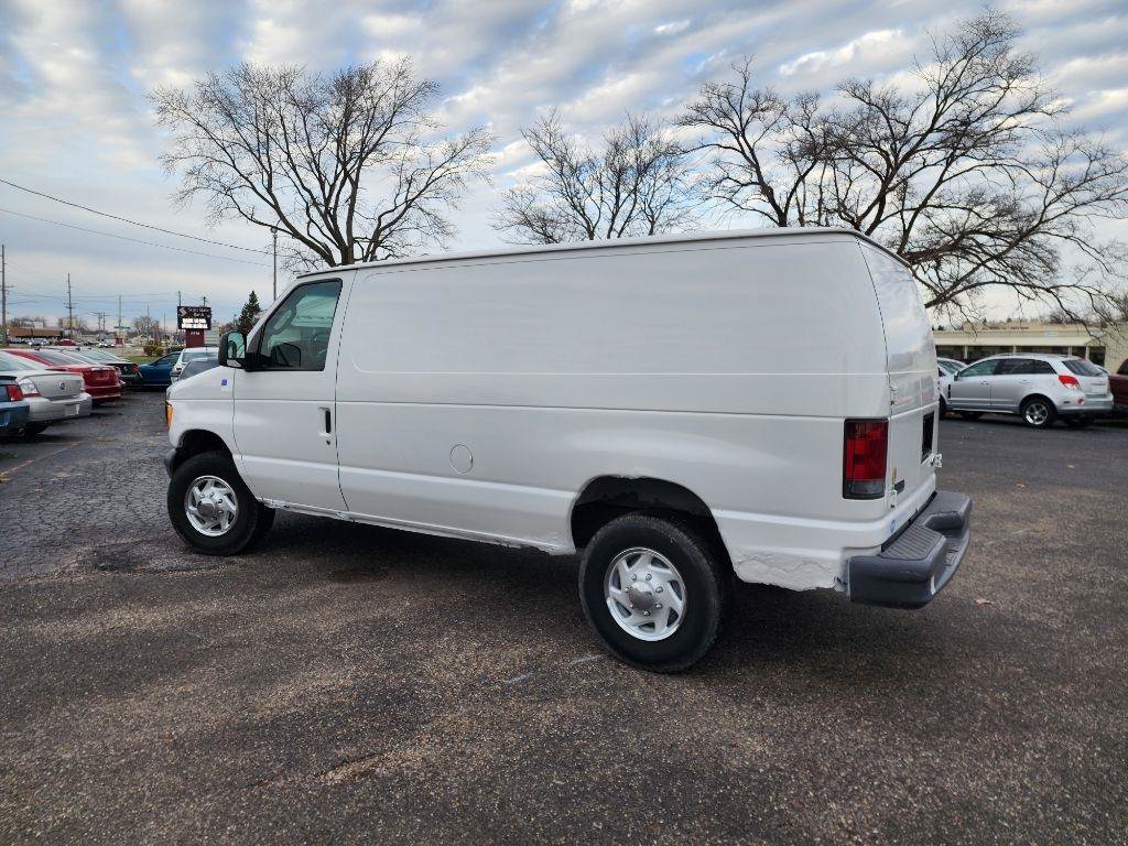 Used 2006 Ford E-350 and Econoline 350 Super Duty RWD image 8