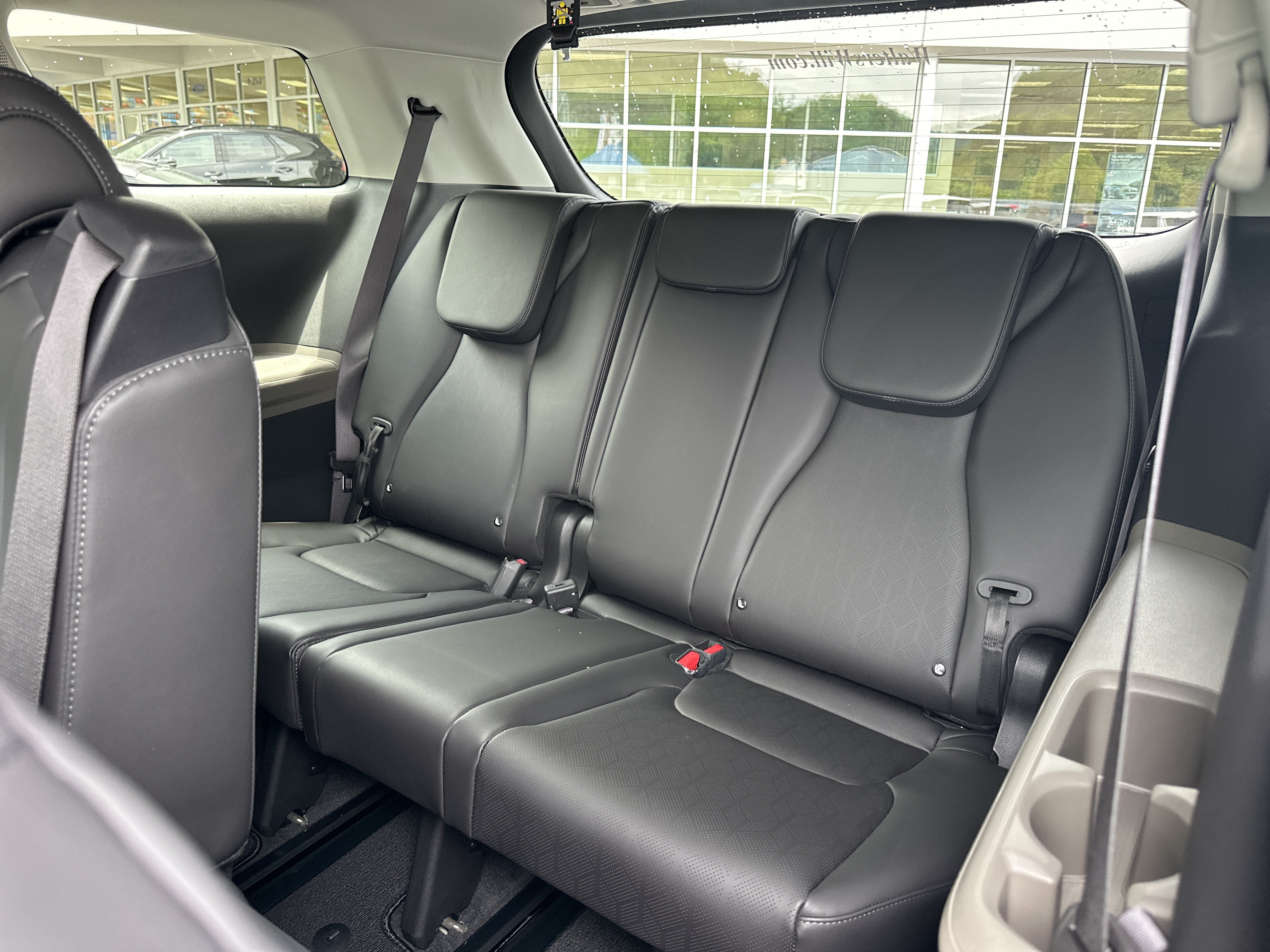New 2026 Kia Carnival FWD image 21