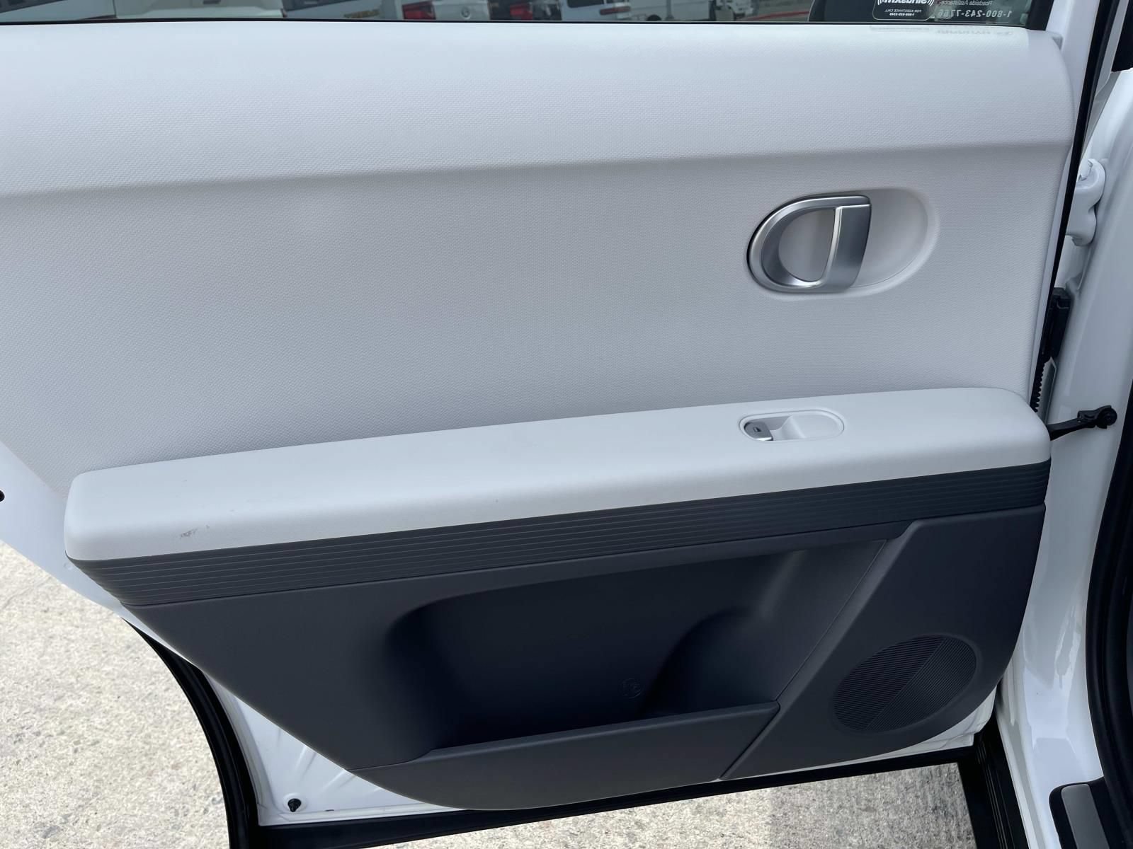 Used 2024 Hyundai Ioniq 5 SEL RWD image 13