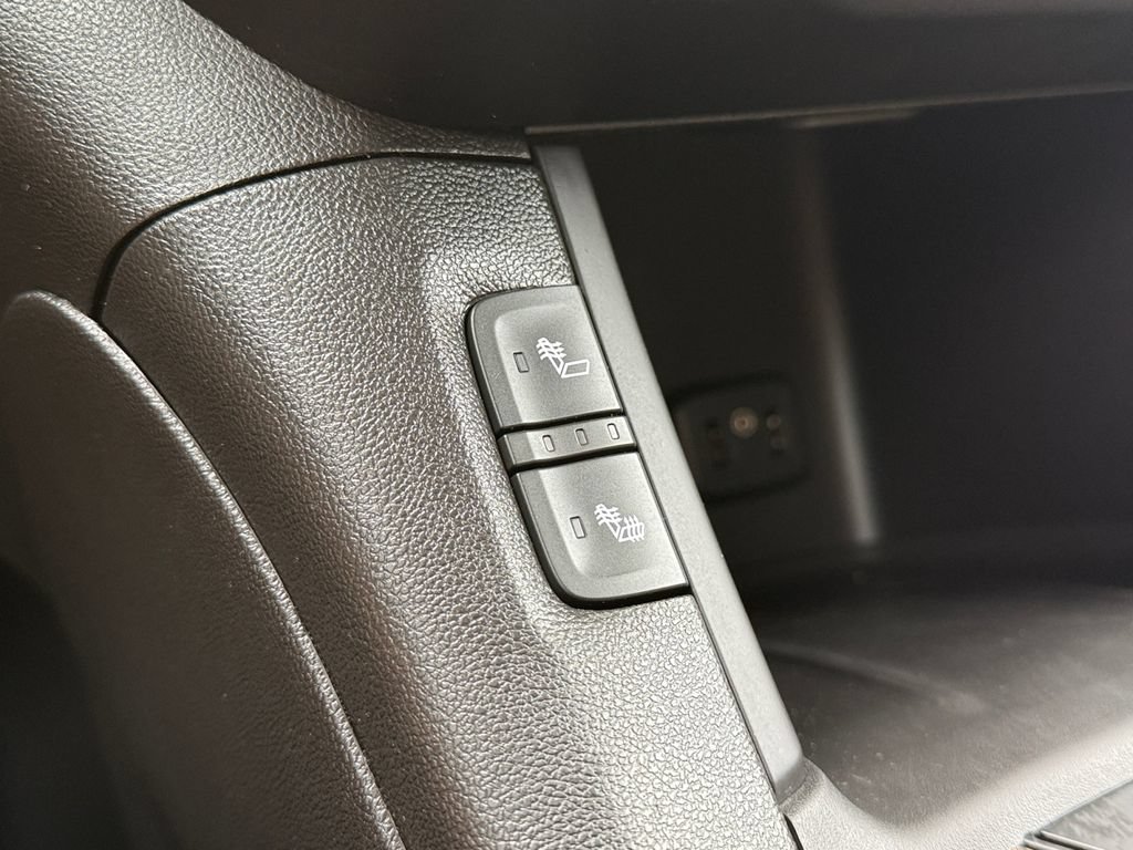 Used 2019 GMC Acadia SLE AWD/4WD image 19