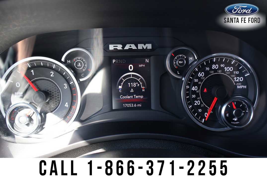 Used 2024 RAM 3500 Tradesman w/ Chrome Appearance Group image 27