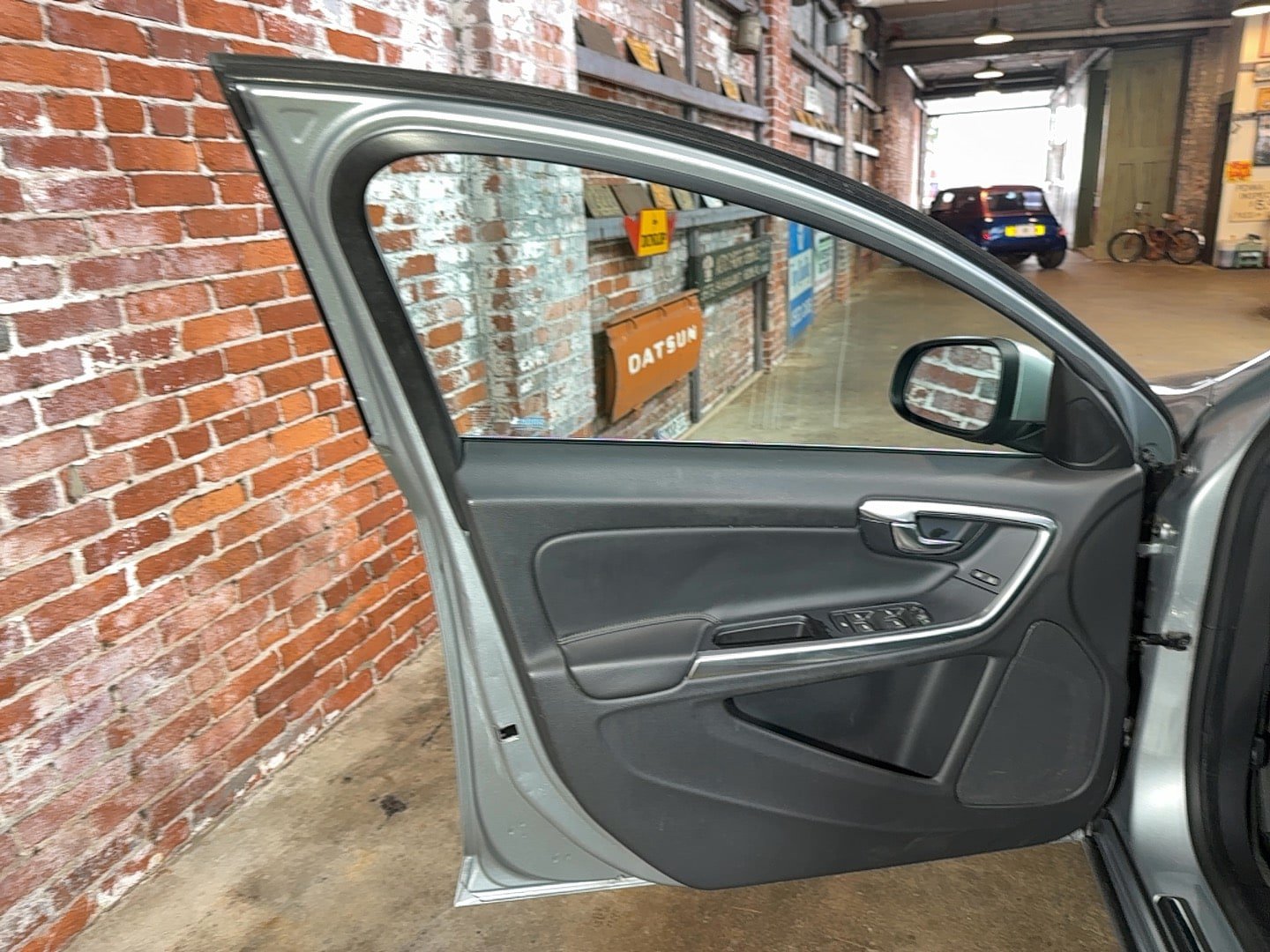 Used 2013 Volvo S60 T5 AWD/4WD image 11