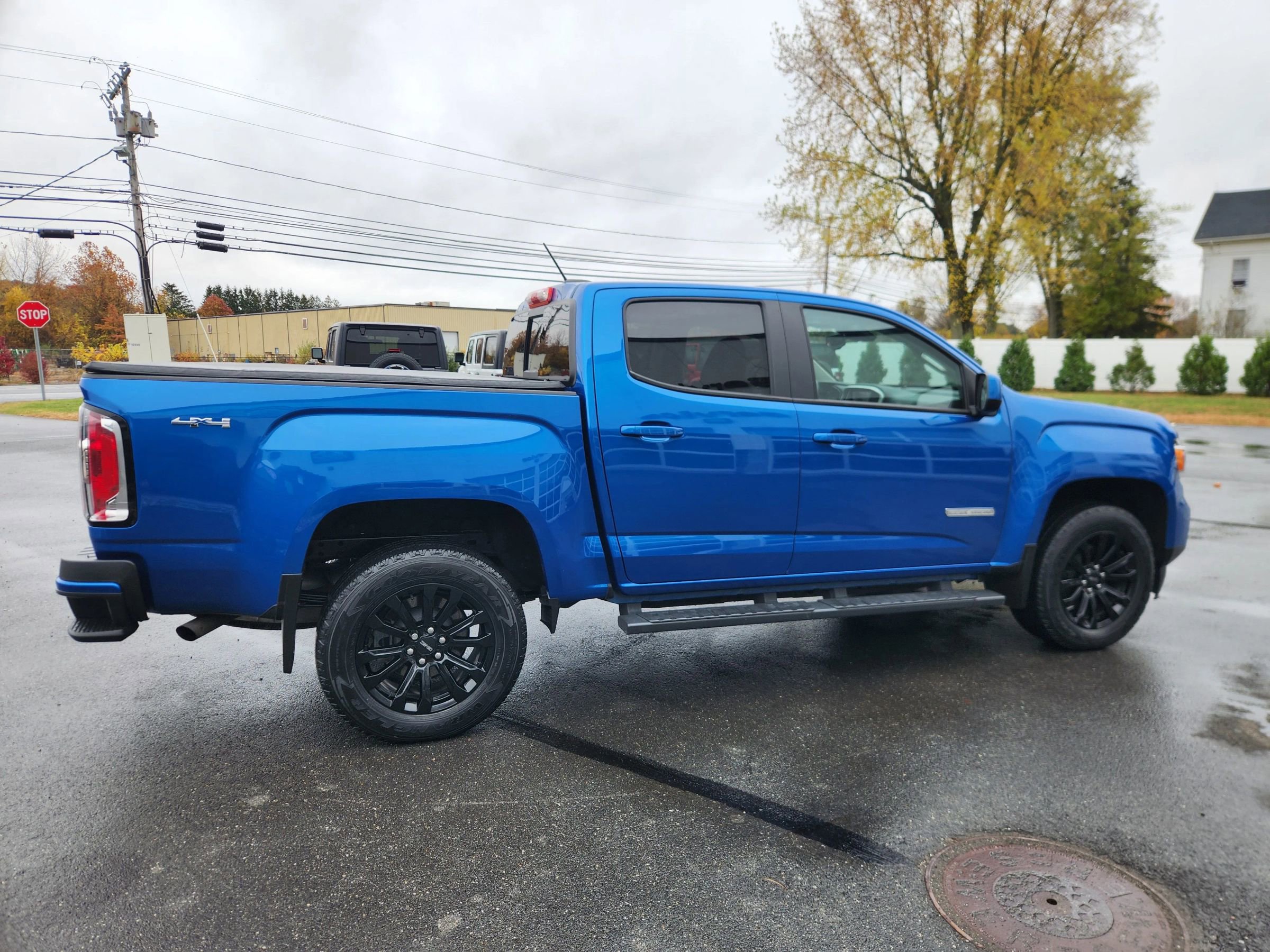 Used 2022 GMC Canyon Elevation w/ Elevation Premium Package image 18