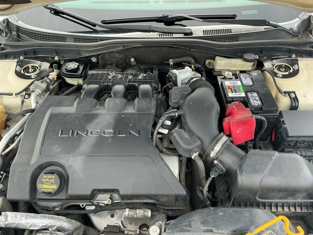 Used 2010 Lincoln MKZ FWD image 25