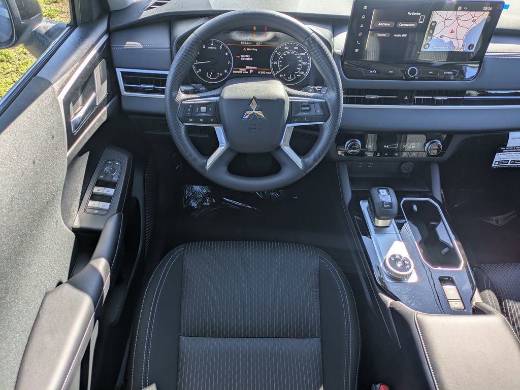 New 2026 Mitsubishi Outlander ES image 14