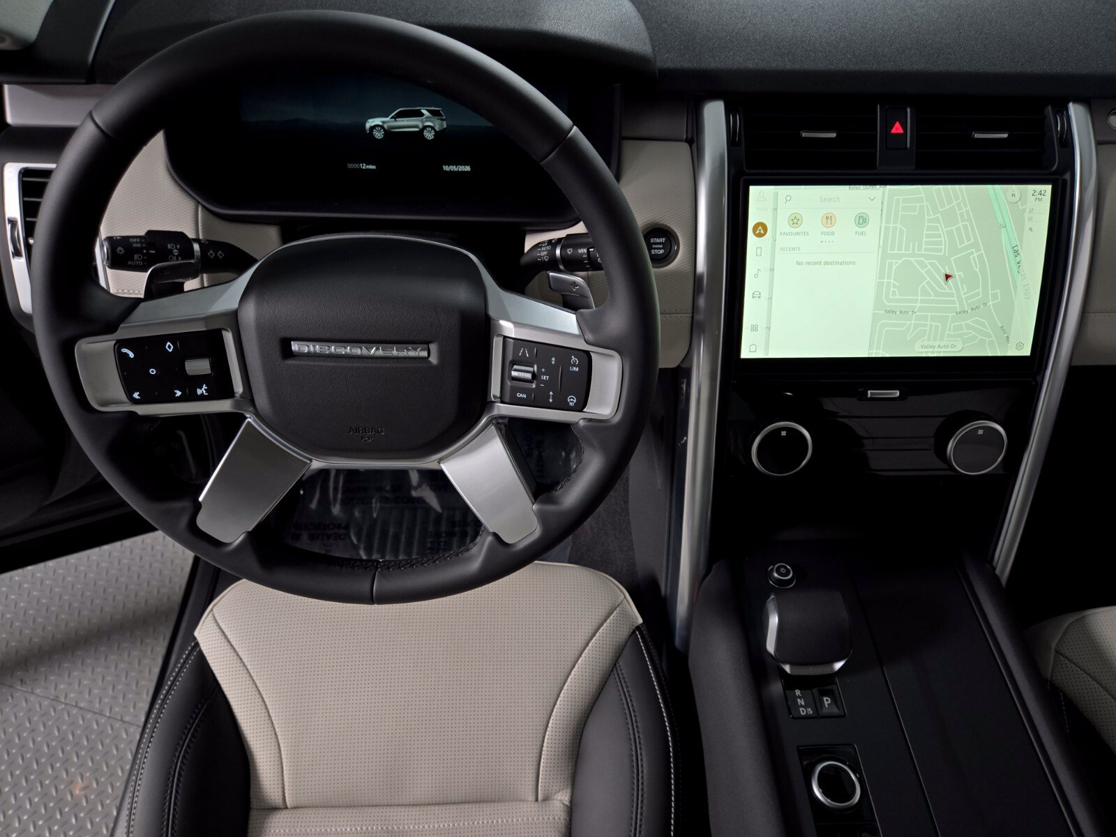 New 2026 Land Rover Discovery Dynamic SE AWD/4WD image 13