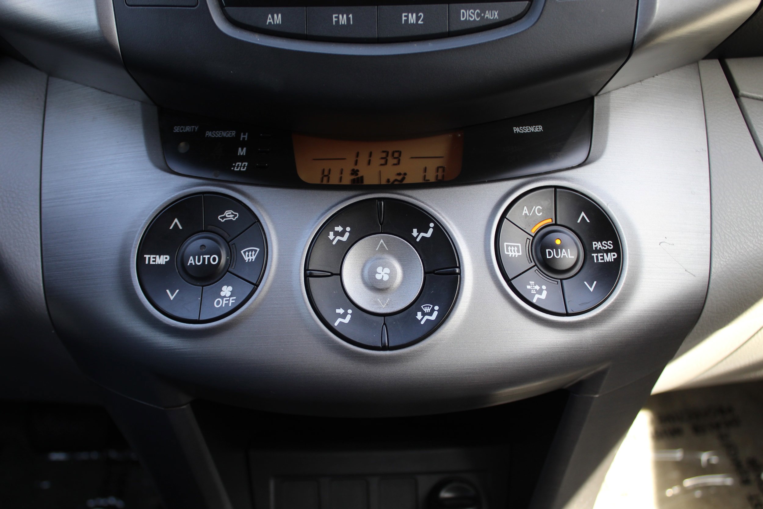 Used 2007 Toyota RAV4 Limited image 28