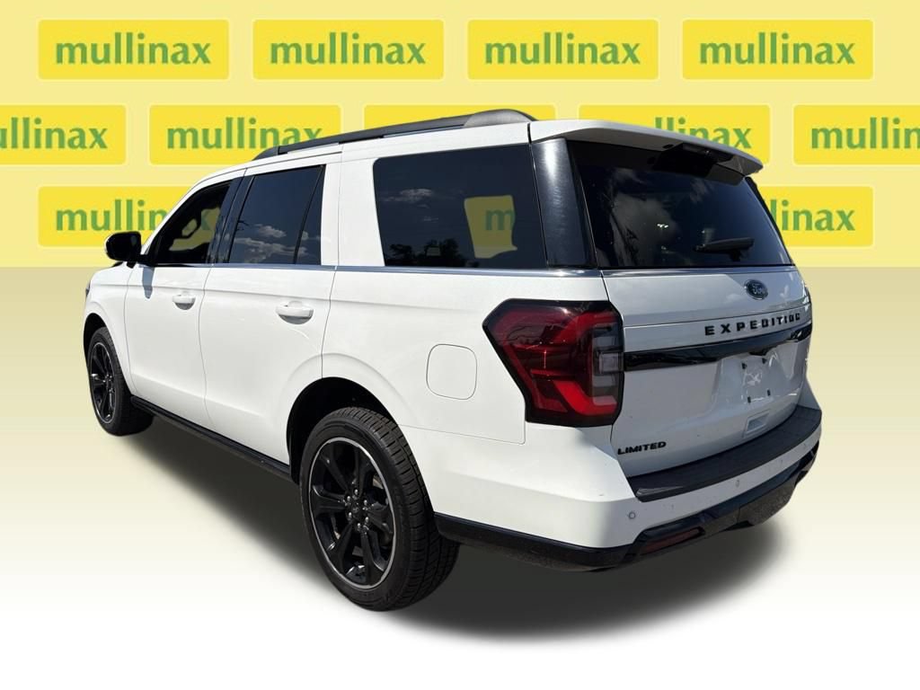 Used 2024 Ford Expedition Limited RWD image 8