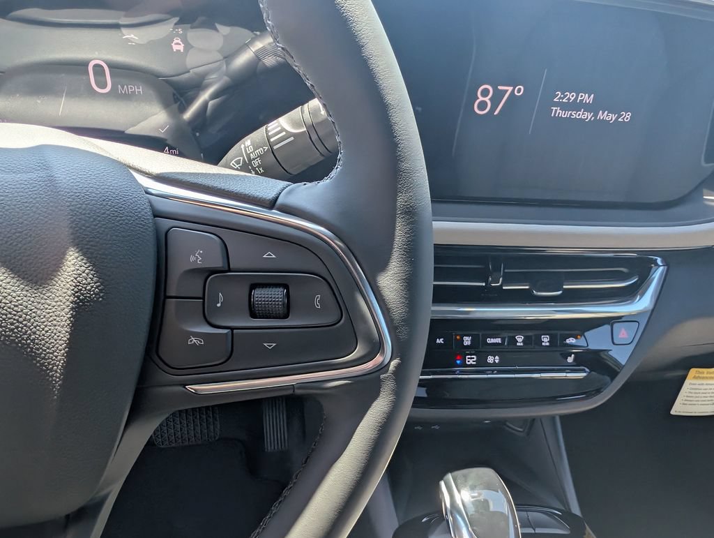 New 2026 Buick Envista Avenir FWD image 17