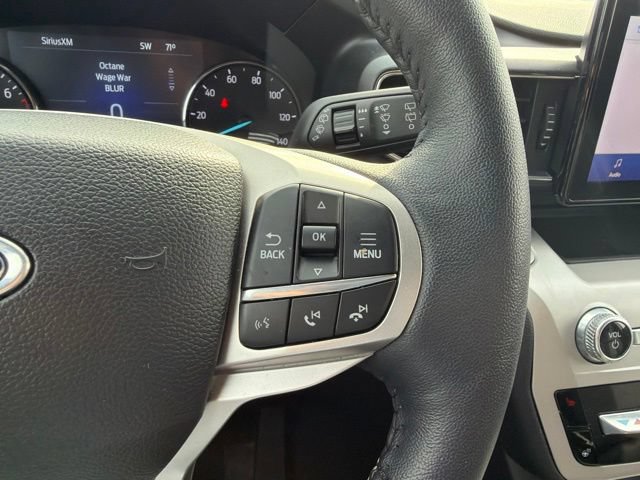 Used 2024 Ford Explorer XLT w/ Equipment Group 202A AWD/4WD image 35
