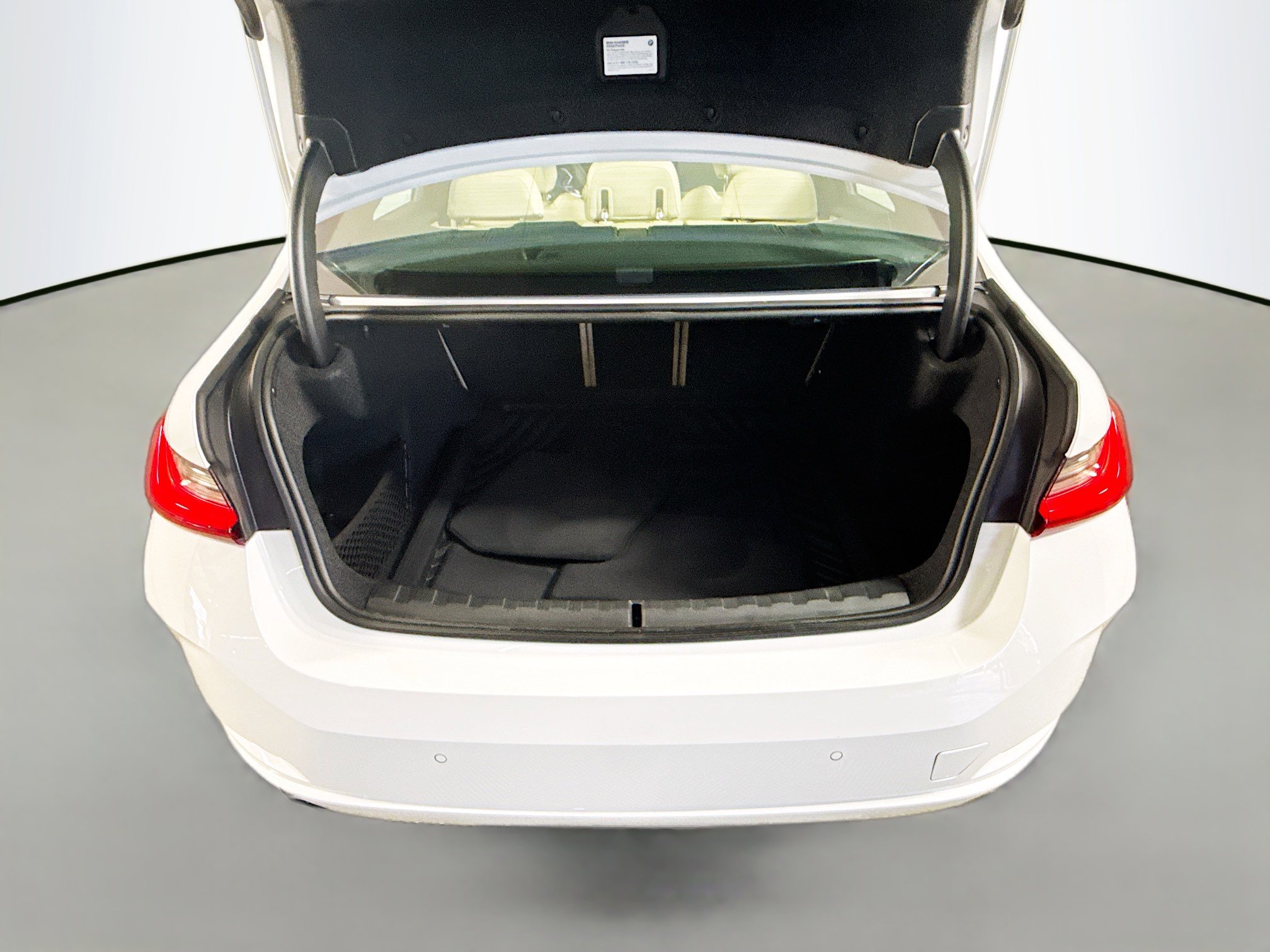 Used 2026 BMW 330i xDrive Sedan image 35