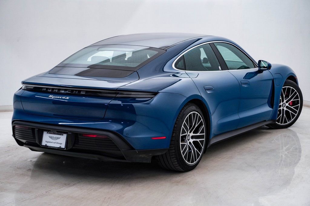Used 2022 Porsche Taycan 4S image 10