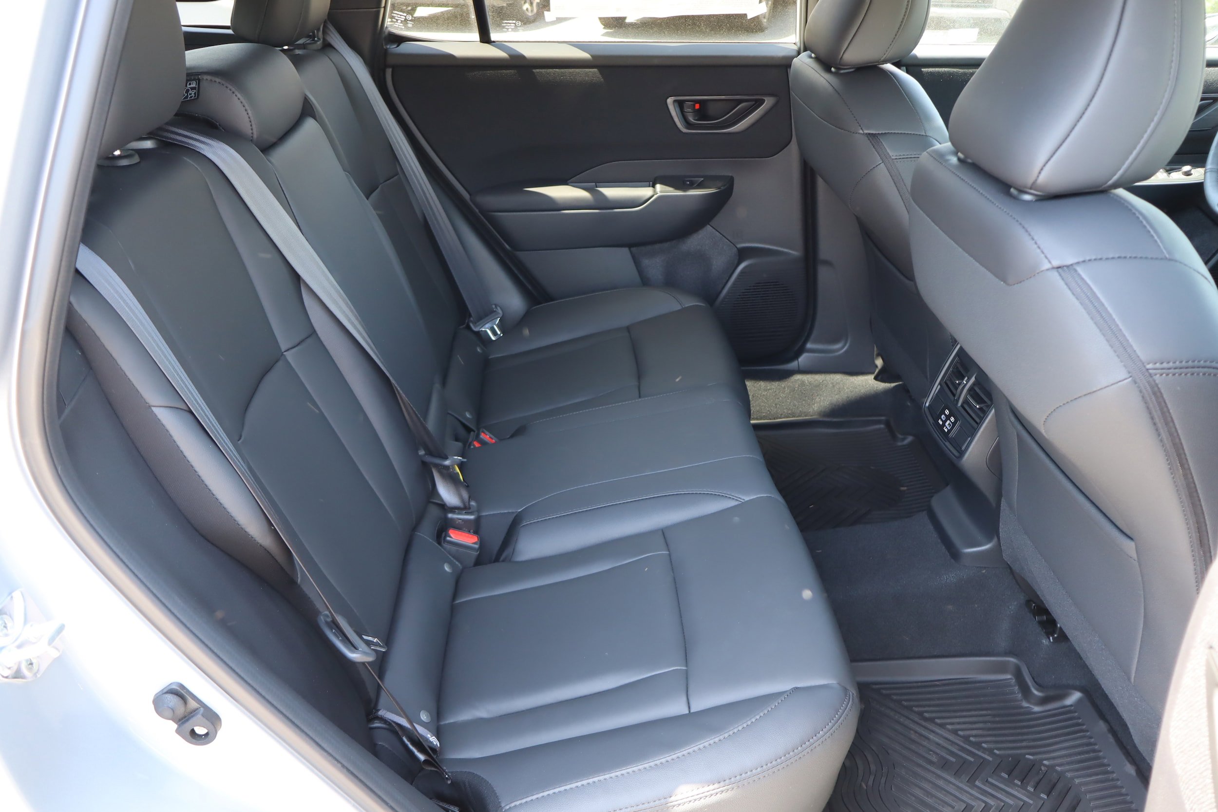 New 2026 Subaru Outback Premium w/ Premium/Limited Package AWD/4WD image 21