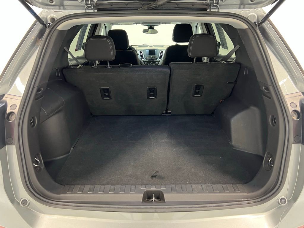 Used 2023 Chevrolet Equinox LS w/ LPO, Floor Liner Package AWD/4WD image 29
