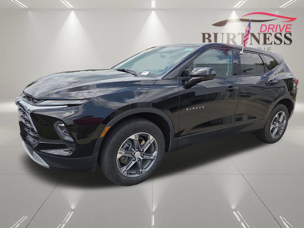 Certified 2024 Chevrolet Blazer LT w/ Driver Confidence Package AWD/4WD image 4