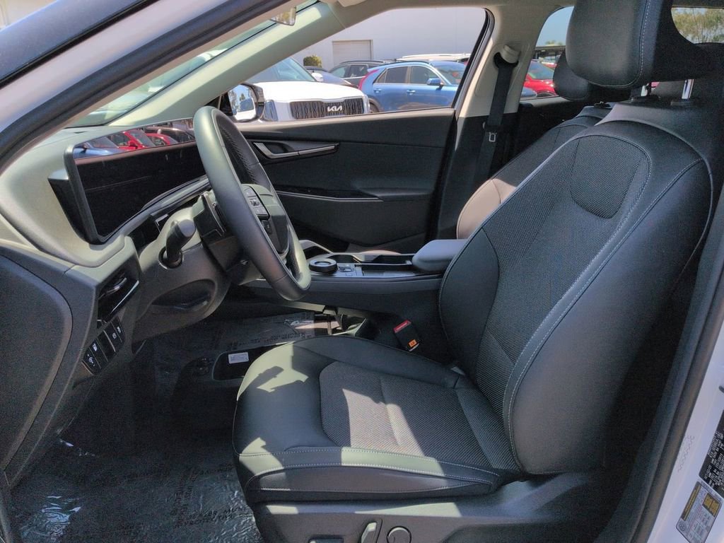 New 2025 Kia EV6 Light RWD image 20