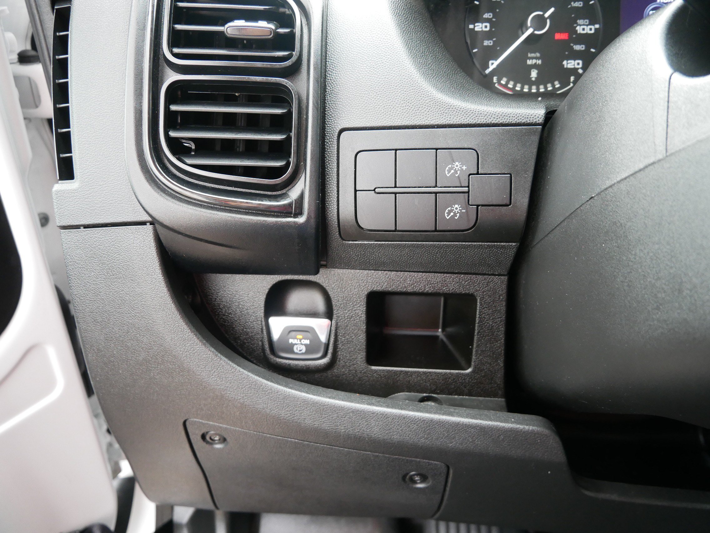 Used 2023 RAM ProMaster 2500 FWD image 26