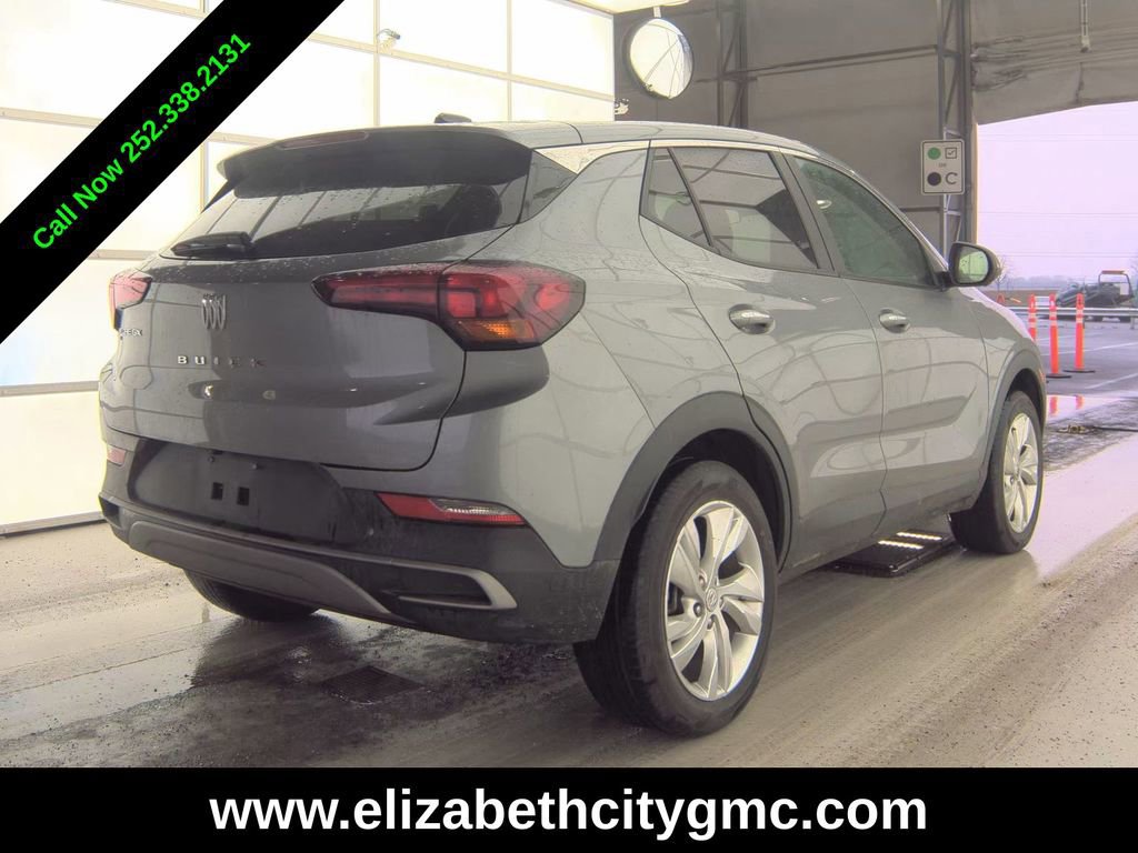 Used 2024 Buick Encore GX Preferred w/ Comfort Package image 2