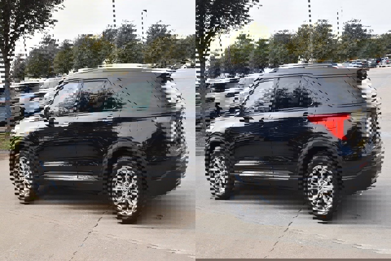 Certified 2023 Ford Explorer Limited image 11