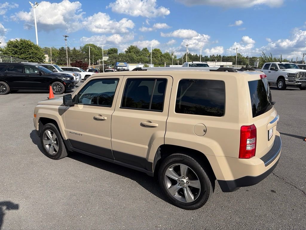 Used 2017 Jeep Patriot High Altitude FWD image 8
