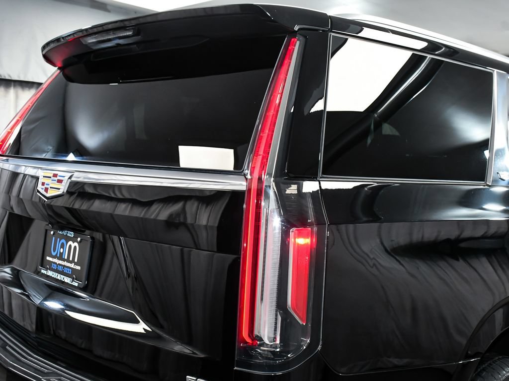Used 2023 Cadillac Escalade Premium Luxury AWD/4WD image 90