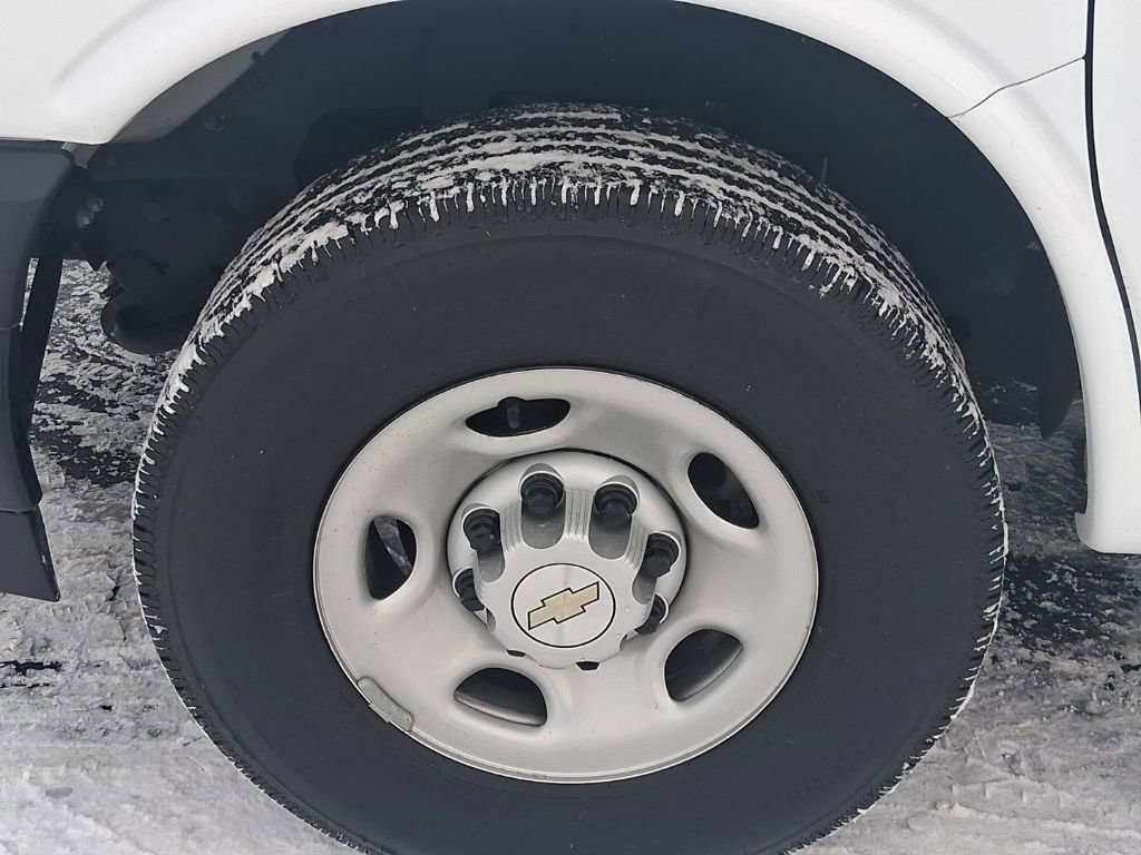 Used 2023 Chevrolet Express 2500 w/ Driver Convenience Package image 12