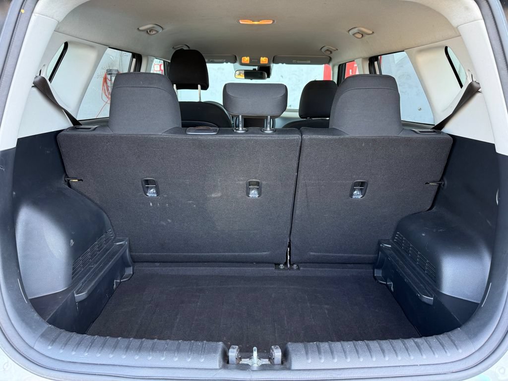 Used 2024 Kia Soul LX w/ Option Group 015 FWD image 10