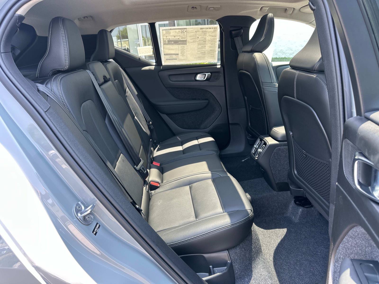 New 2026 Volvo XC40 B5 Ultra w/ Climate Package AWD/4WD image 19