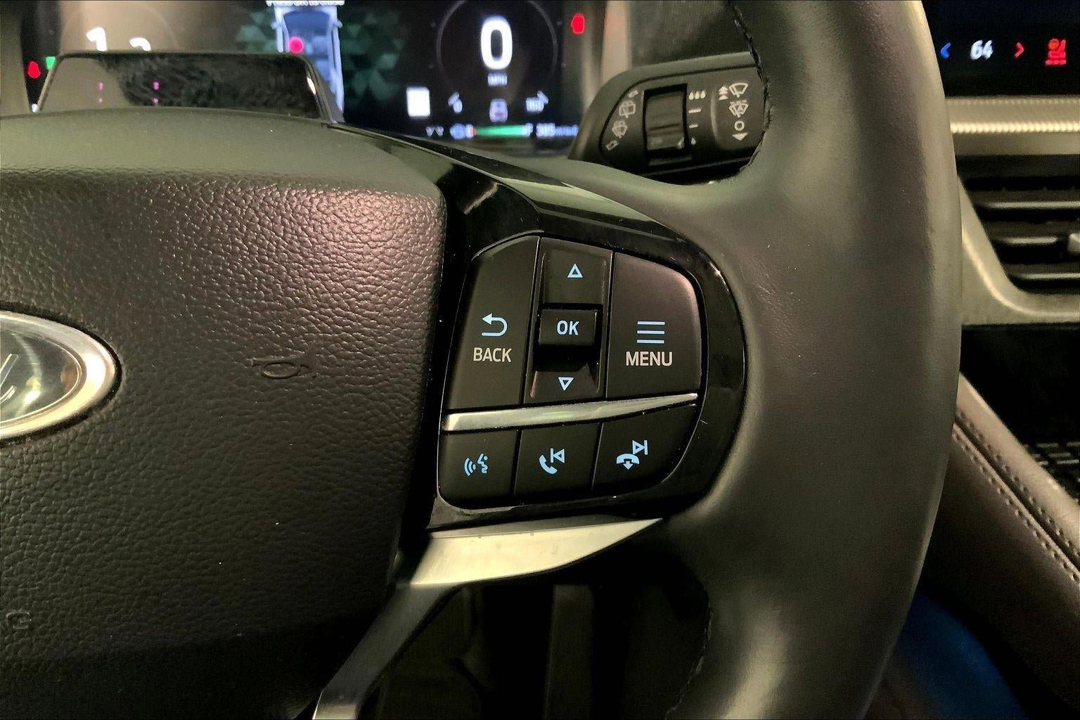 Used 2025 Ford Explorer Platinum w/ LUX Leather Package image 19