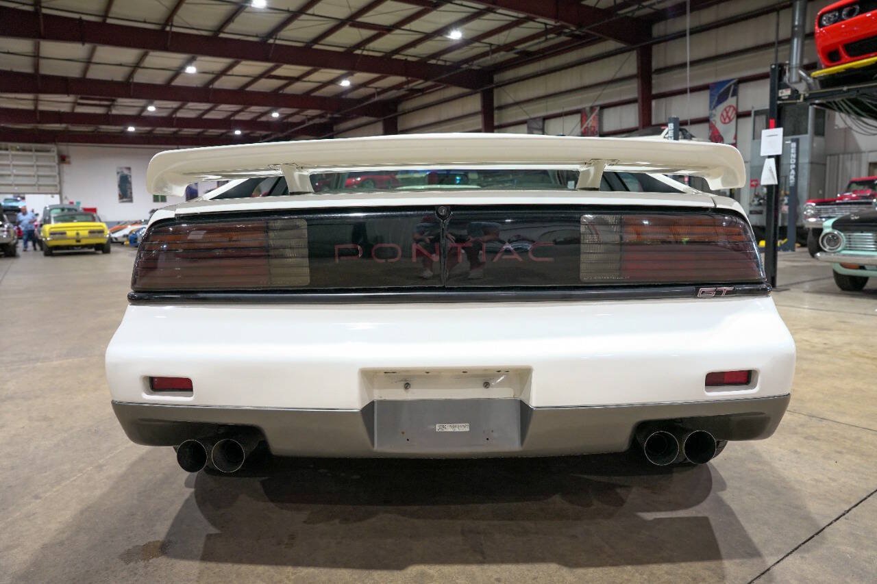 Used 1987 Pontiac Fiero GT RWD image 7